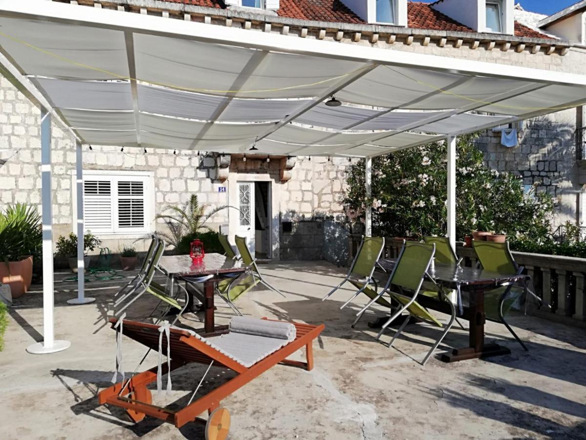 Apartmani Stones Sutivan I Екстер'єр фото